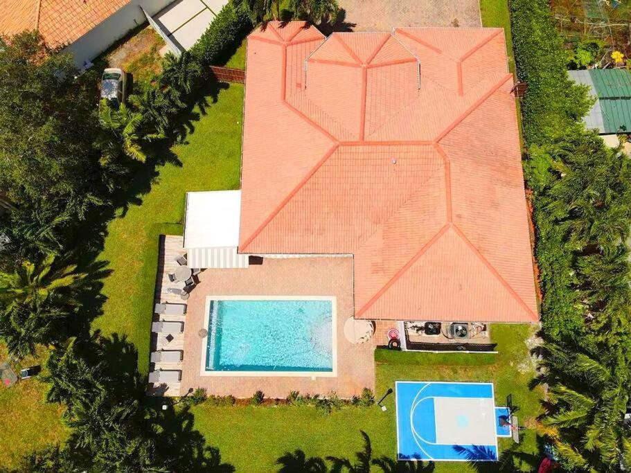 Miami 5Br Villa W Heated Pool, Games & Bbq L01 Cutler Bay Eksteriør bilde